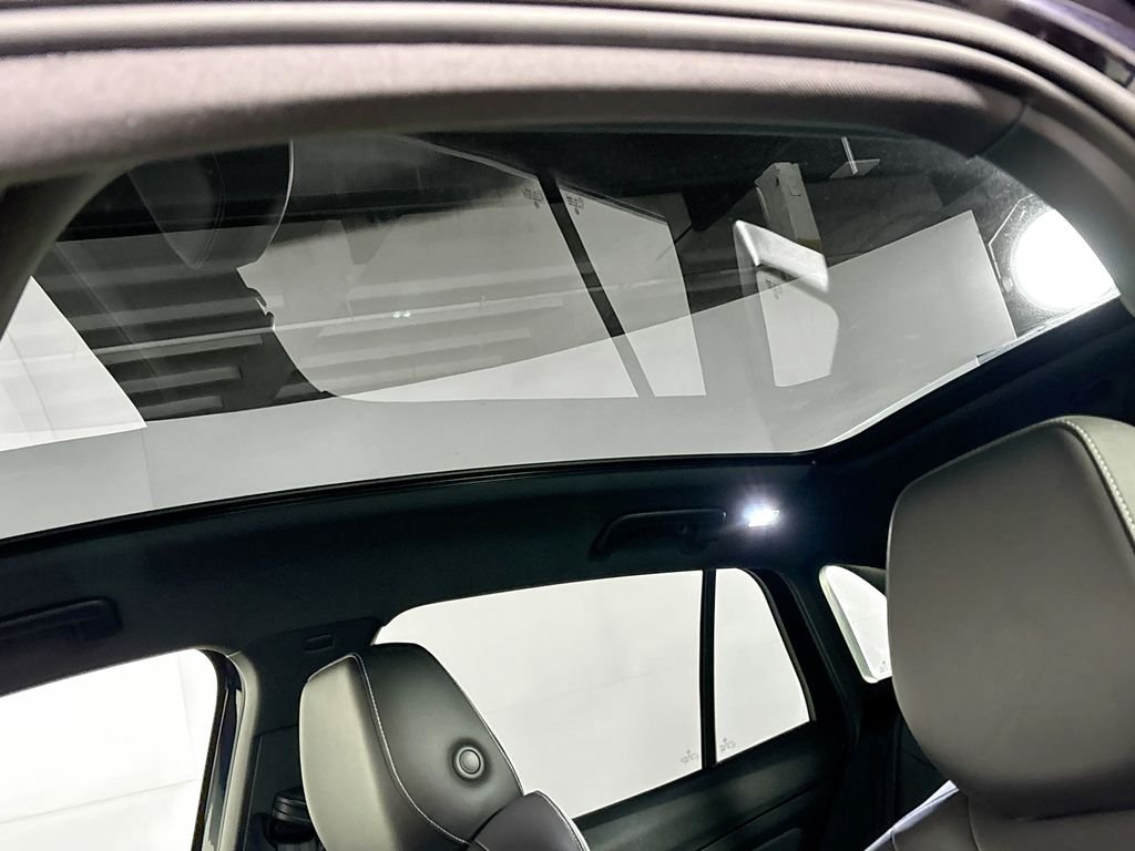 Certified Used 2023 Deep Black Volkswagen Pro S image 20