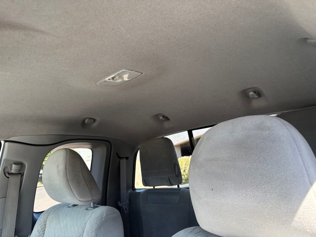 Used 2011 White Toyota PreRunner V6 image 8