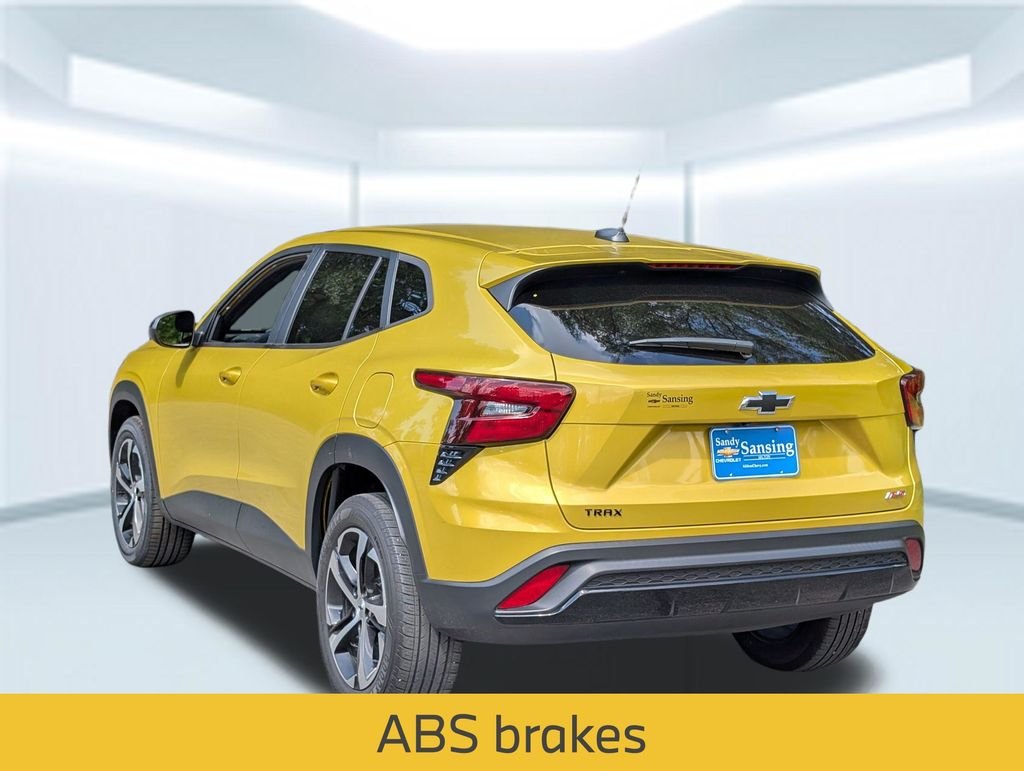 Used 2024 Yellow Chevrolet 1RS image 4