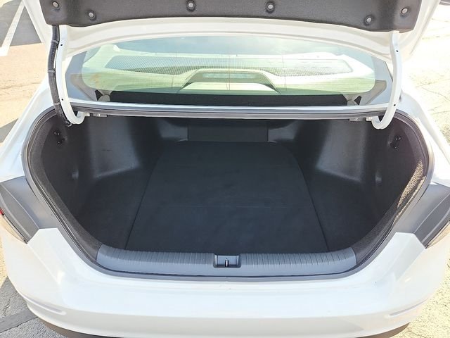 Used 2024 Platinum White Pearl Wx Honda Sport image 29