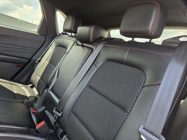 Used 2025 Agate Black Metallic Ford ST-Line image 26