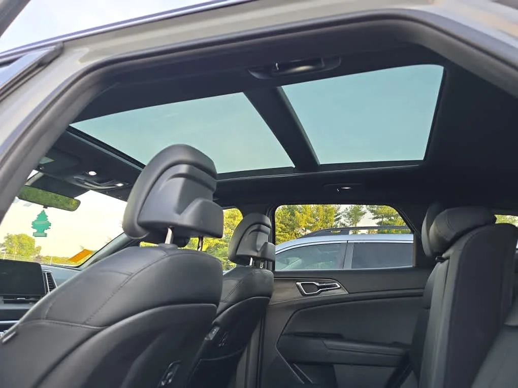 Used 2023 Wolf Gray/Ebony Black Roof Kia X-Pro image 19