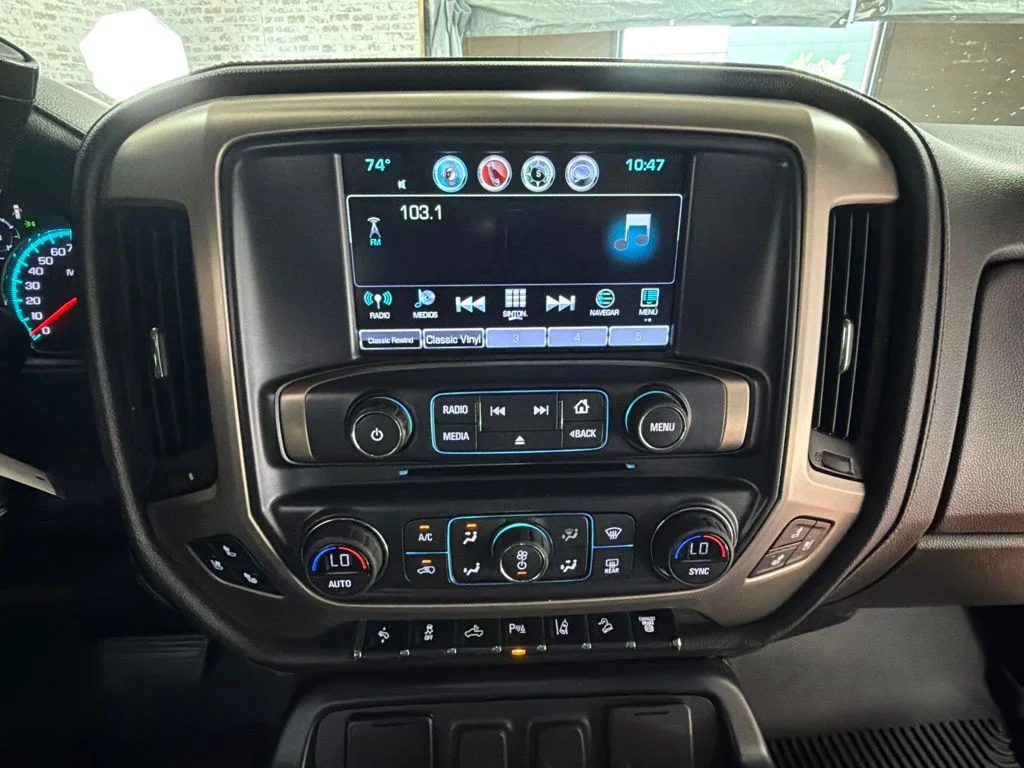 Used 2018 Quicksilver Metallic GMC Denali image 18