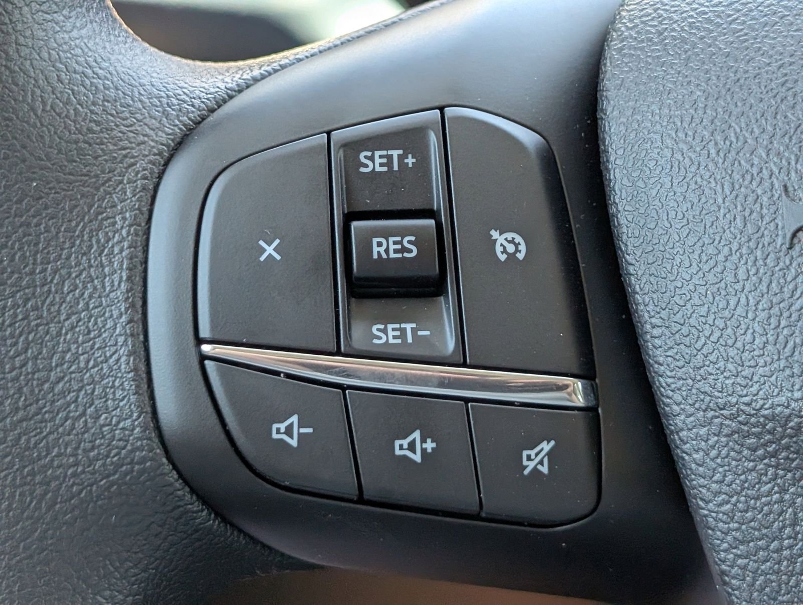 New 2026 Oxford White Ford XLT image 20
