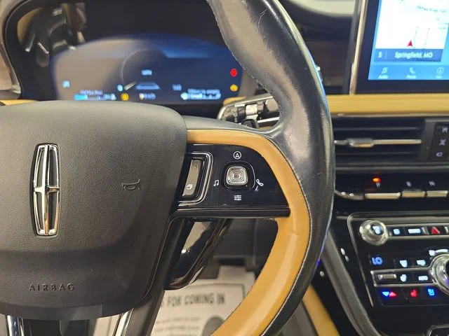 Used 2020 Mocha Lincoln Reserve image 34
