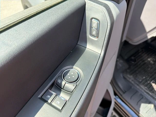 New 2026 Agate Black Metallic Ford F-550® XL image 20