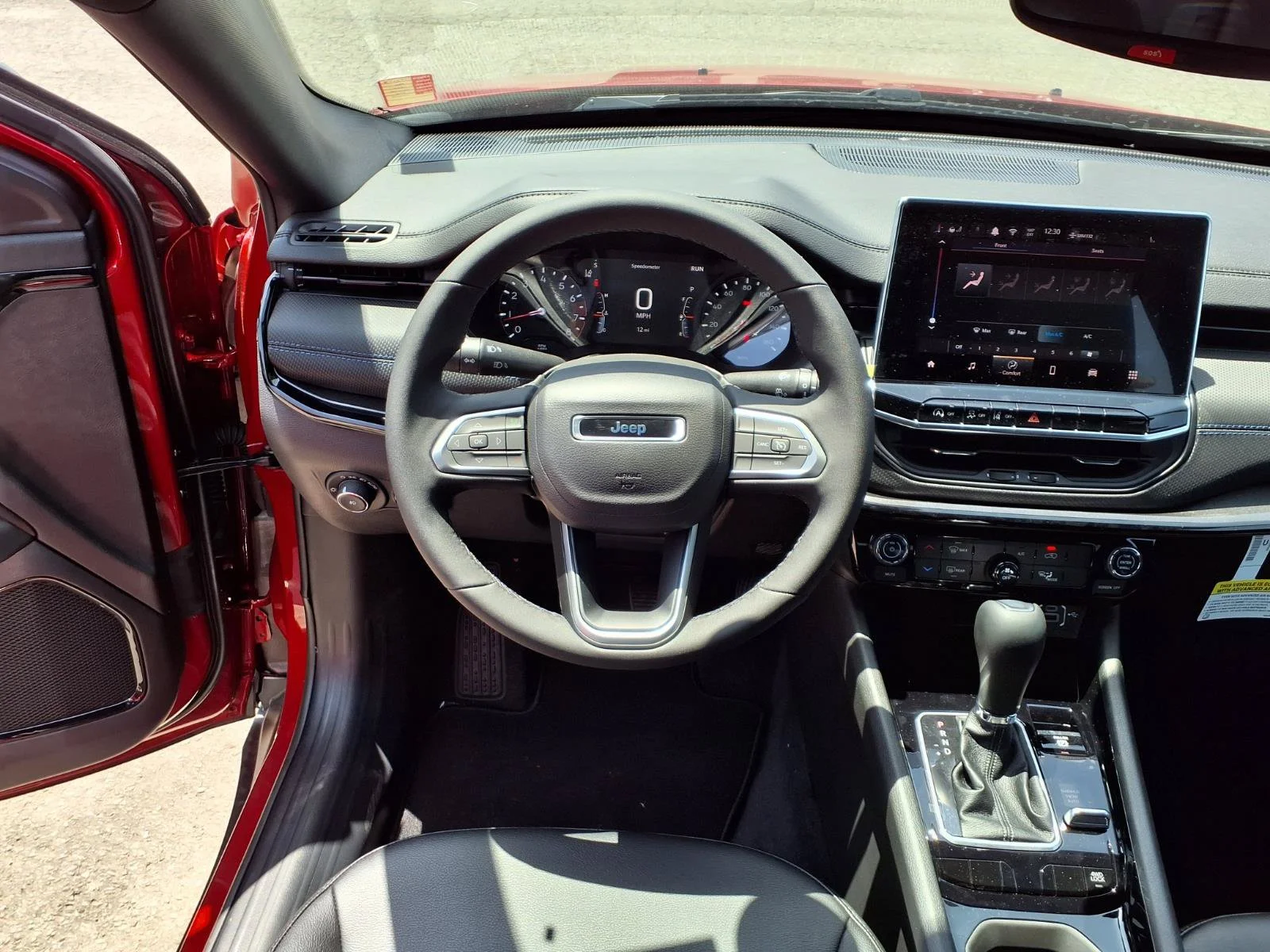 New 2026 Red Hot Pearl-Coat Exterior Paint Jeep Latitude Altitude image 3