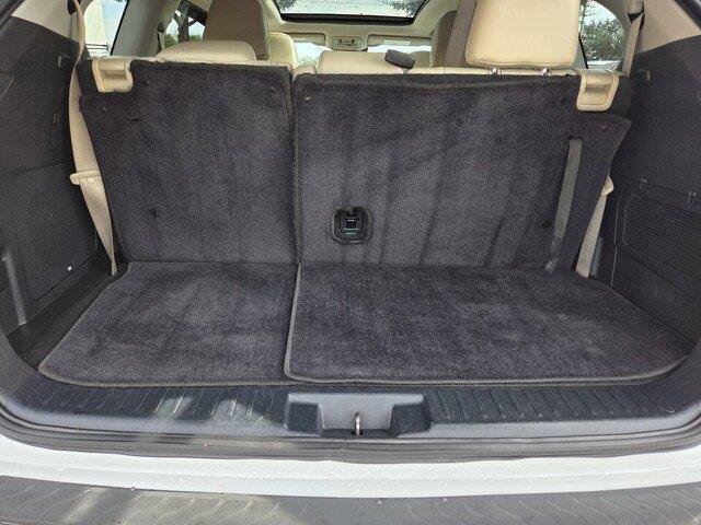 Used 2022 Wind Chill Pearl TOYOTA PLAT image 30