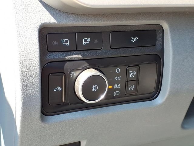 Used 2023 Stone Gray Metallic Ford XLT image 24