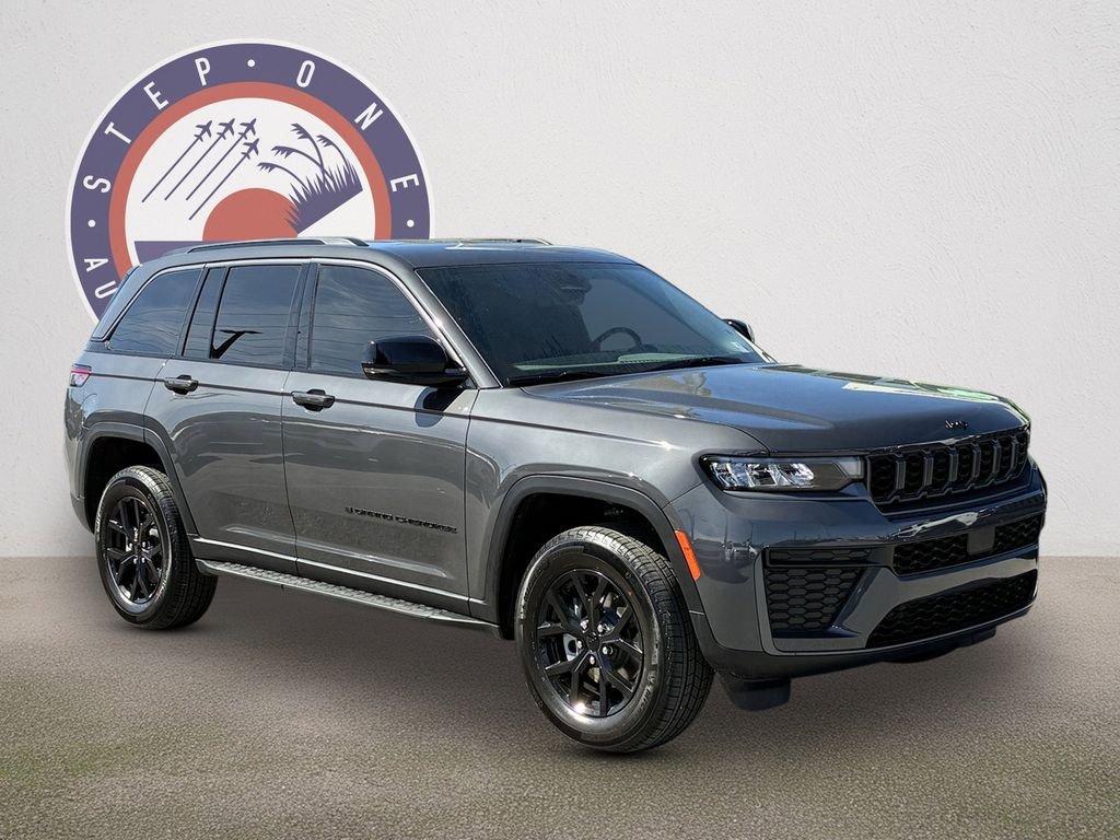 New 2026 Baltic Gray Metallic Clear-Coat Exterior Paint Jeep Altitude image 2