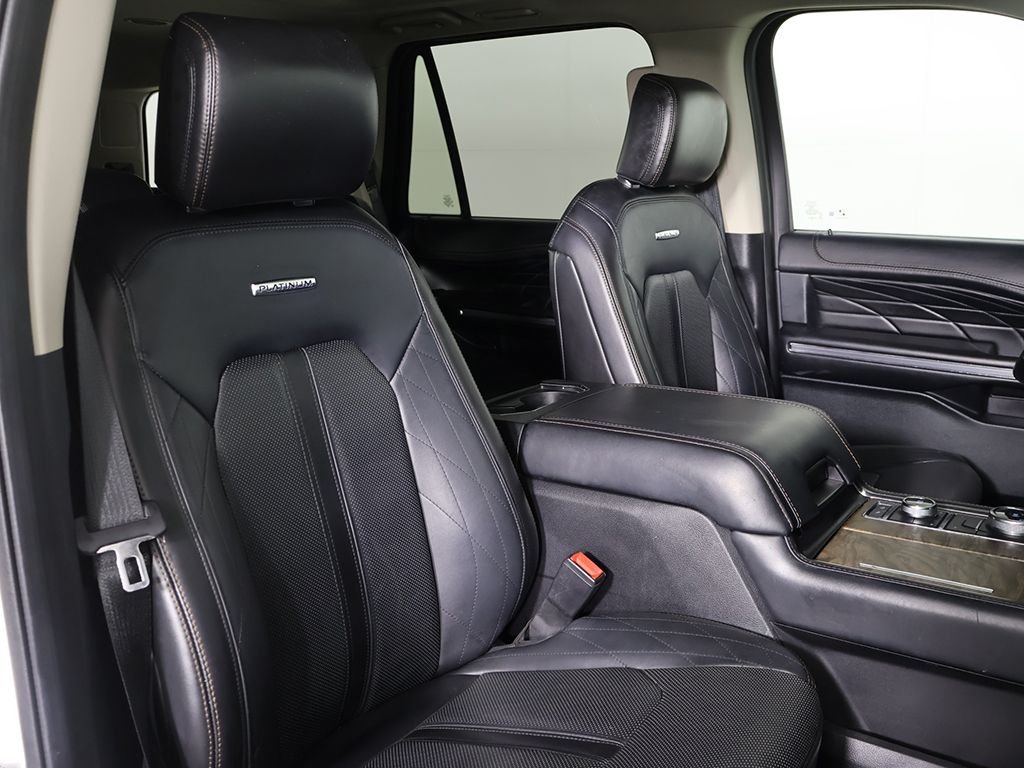 Used 2020 White Ford Platinum image 31