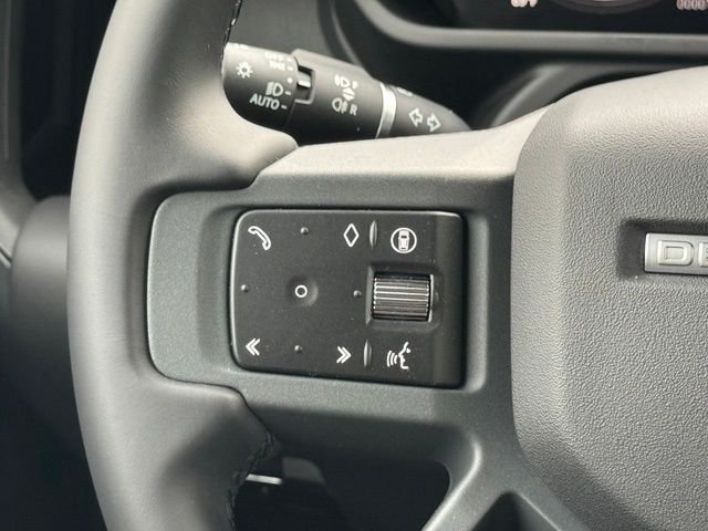 New 2026 Santorini Black Land Rover X-Dynamic SE image 23