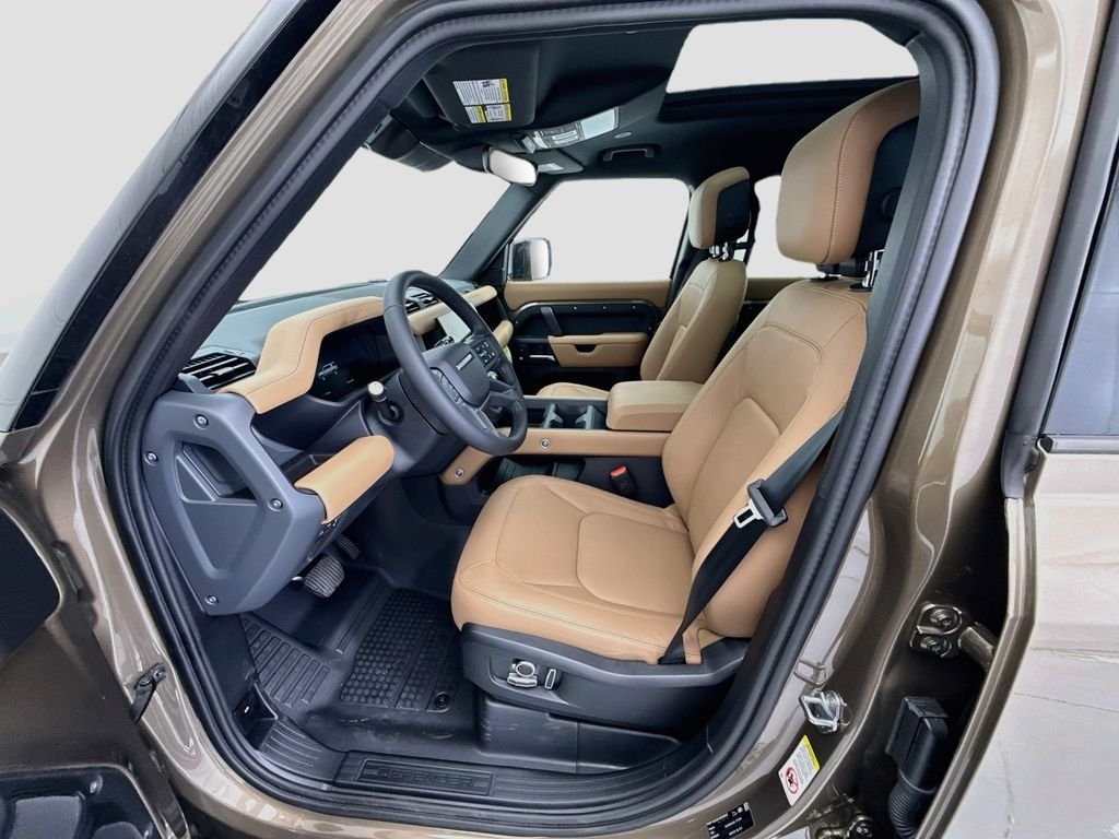 New 2026 Gondwana Stone Land Rover X-Dynamic SE image 18