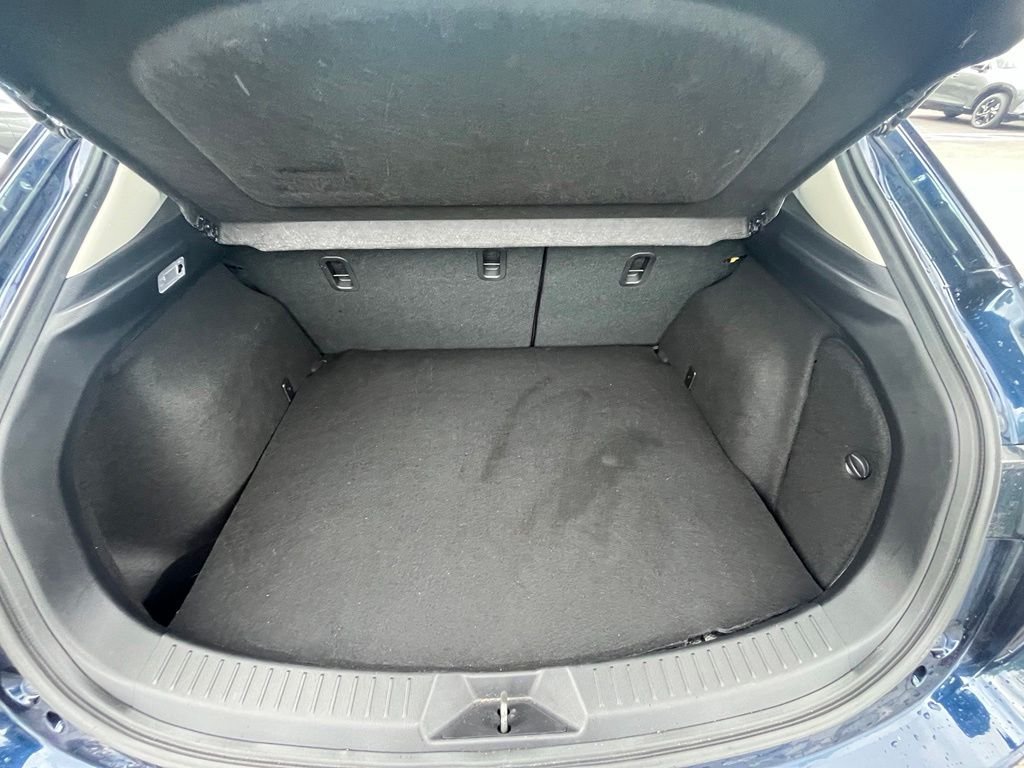 Used 2018 Blue Mazda Touring image 27