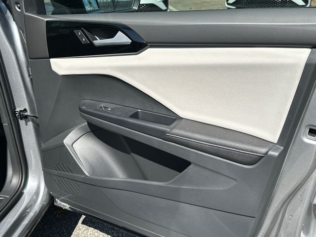 New 2026 Silver Volkswagen 1.5T S image 31