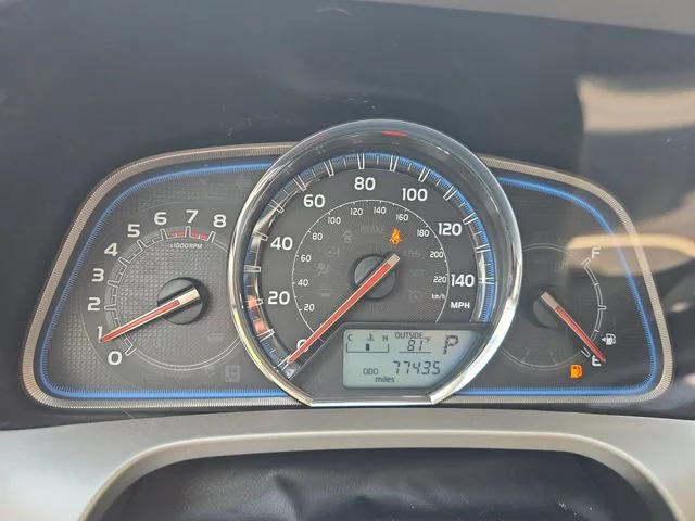 Used 2015 Blue Toyota Limited image 20