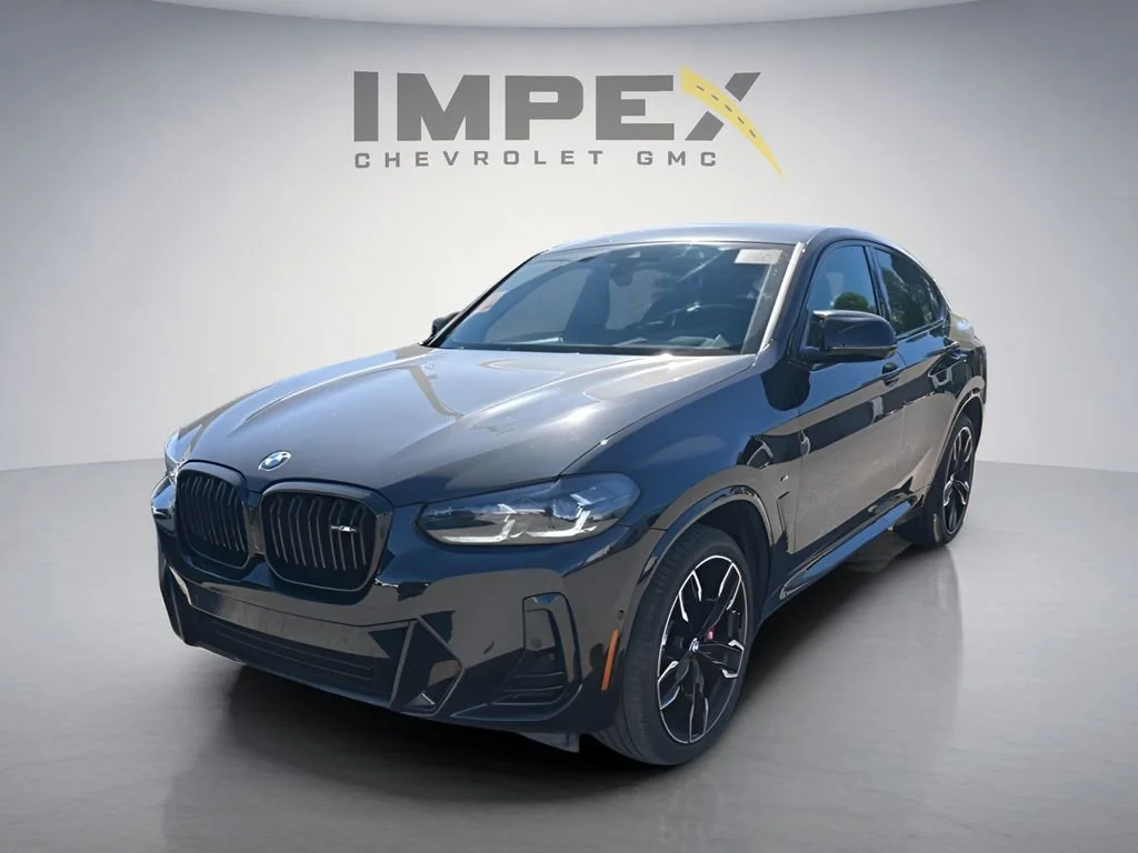 Used 2024  BMW M40i image 1