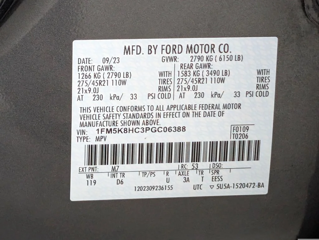 Certified Used 2023 Carbonized Gray Metallic Ford Platinum image 28