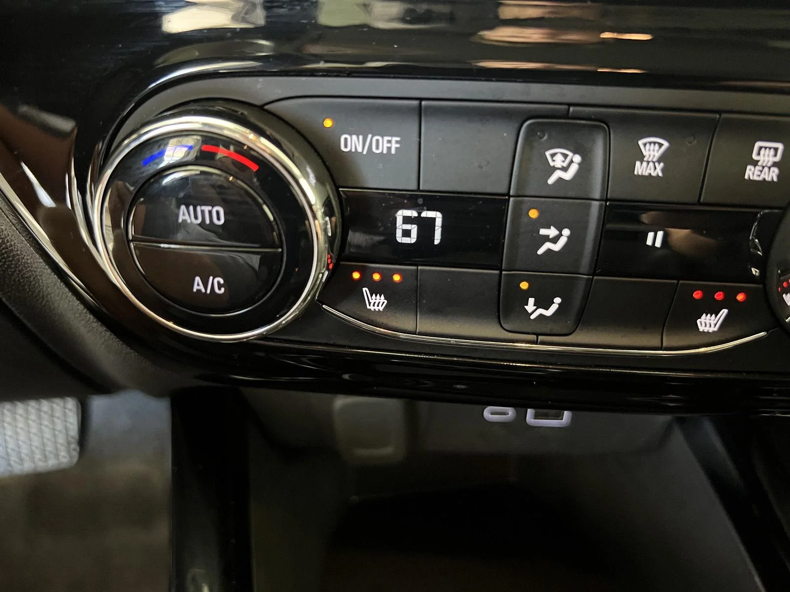 Used 2024 Crimson Metallic Chevrolet ACTIV image 15
