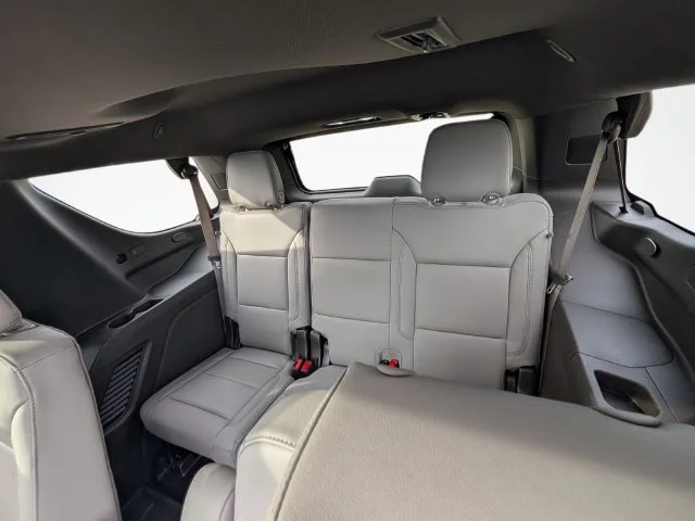 New 2027 Sterling Gray Metallic Chevrolet LT image 13
