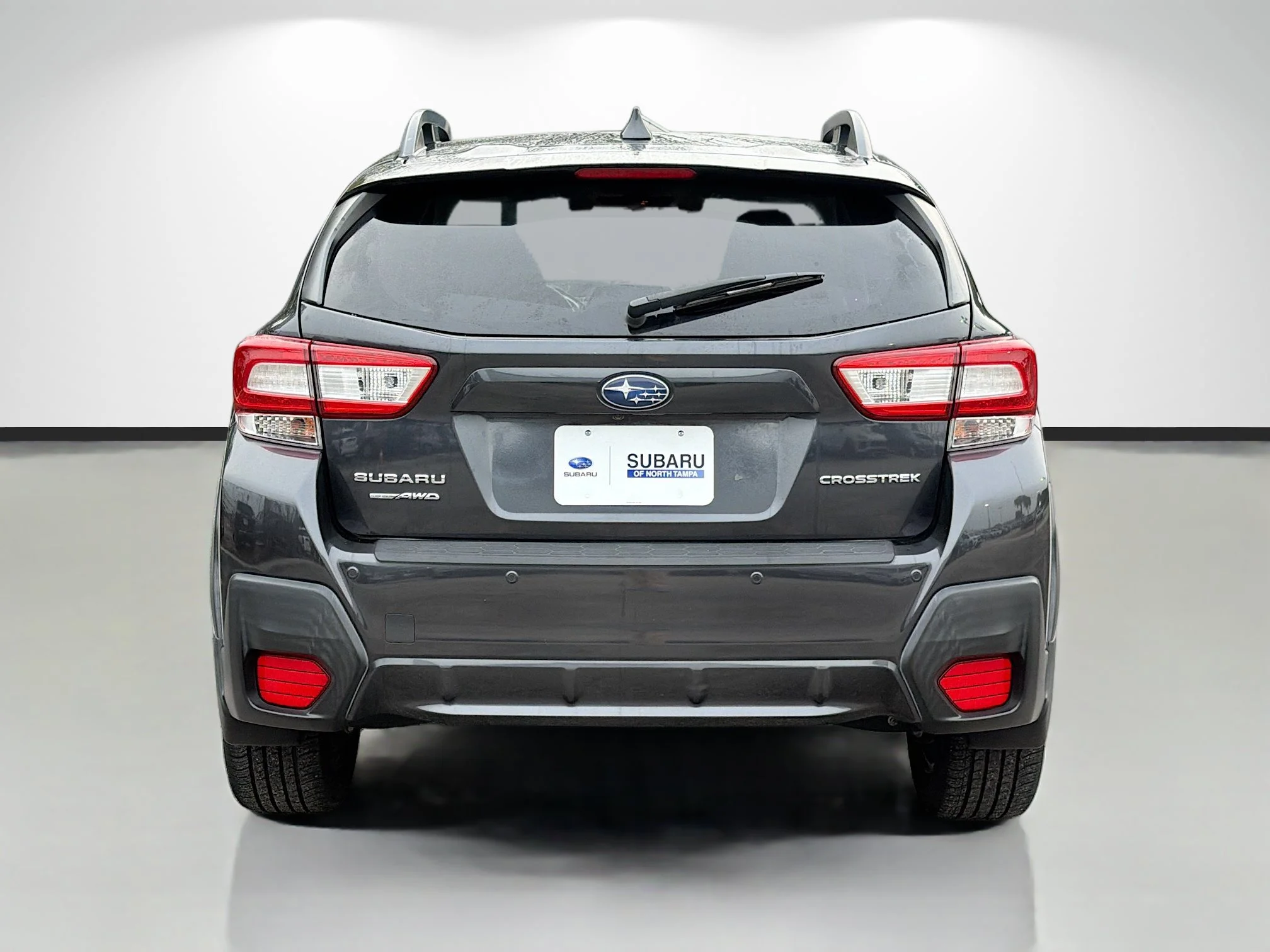 Used 2019 Dark Gray Metallic Subaru Limited image 4