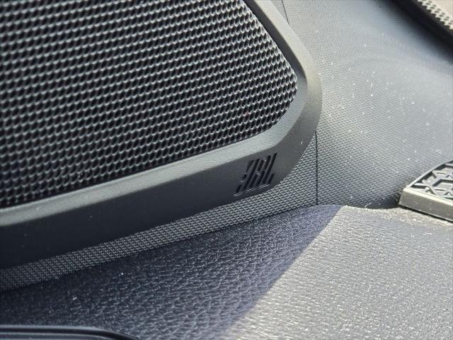Certified Used 2024 WIND CHILL PEARL Toyota  image 11