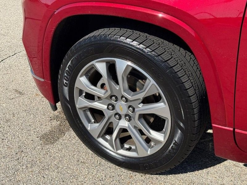 Used 2020 Red Tintcoat Chevrolet Premier image 10