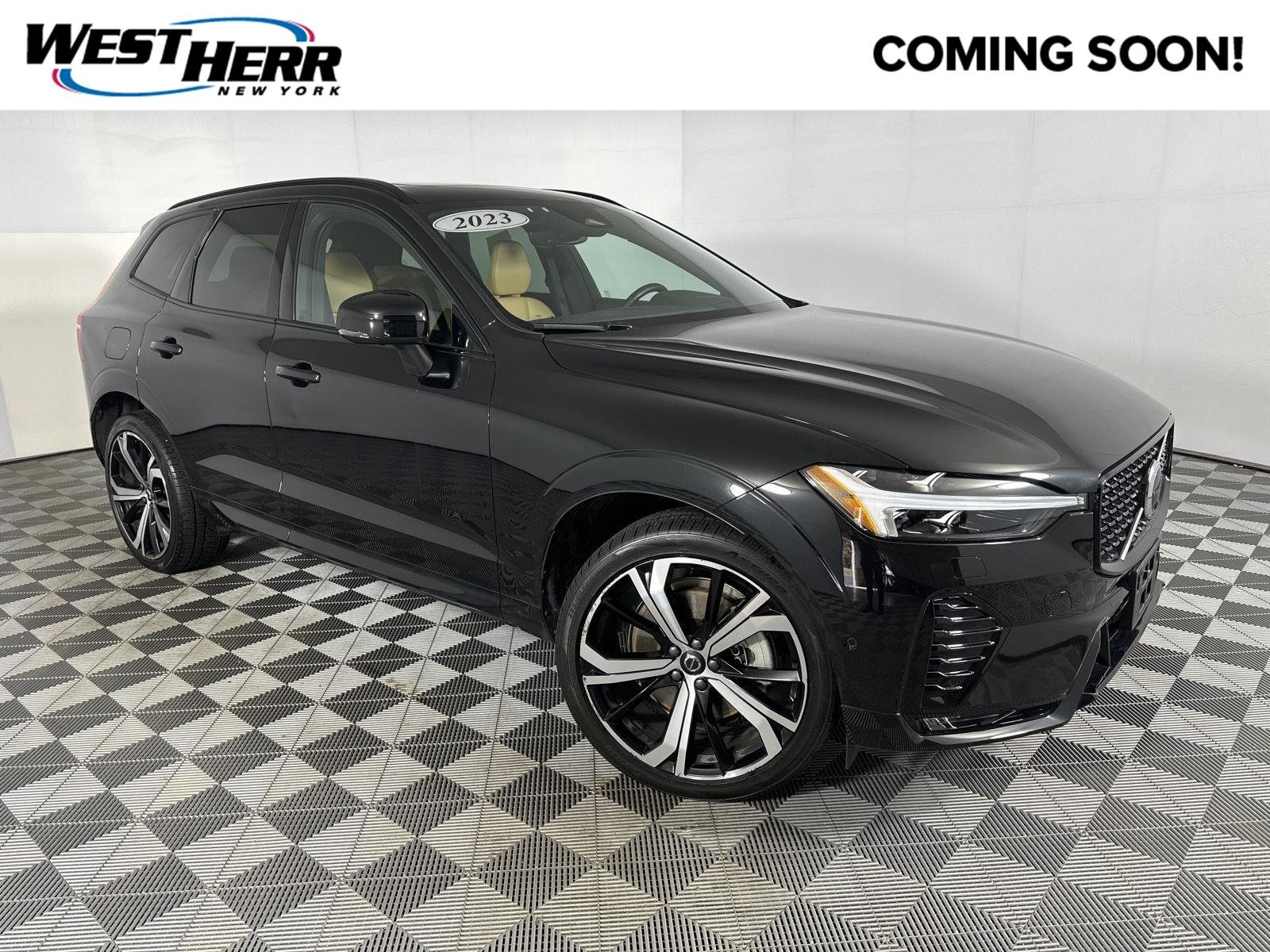 Used 2023 Onyx Black Metallic Volvo Ultimate Dark Theme image 1