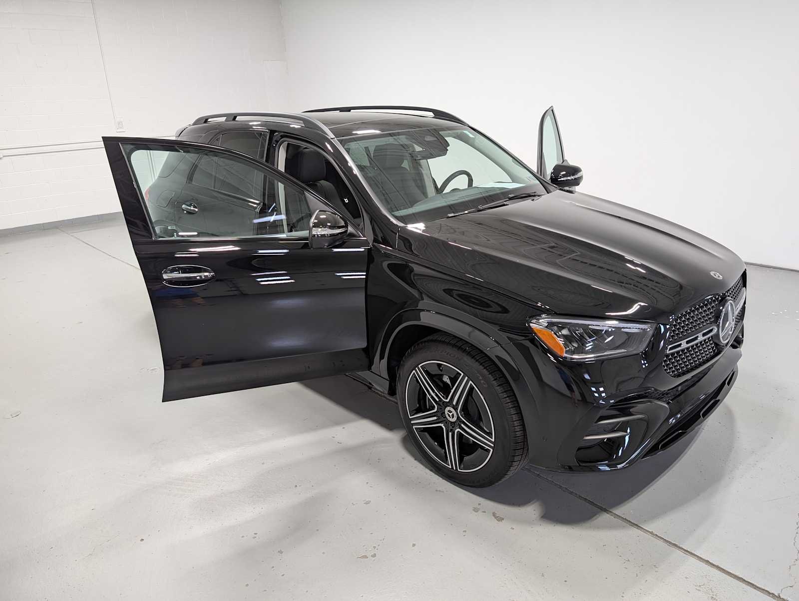 Certified Used 2026  Mercedes-Benz GLE 350 image 16