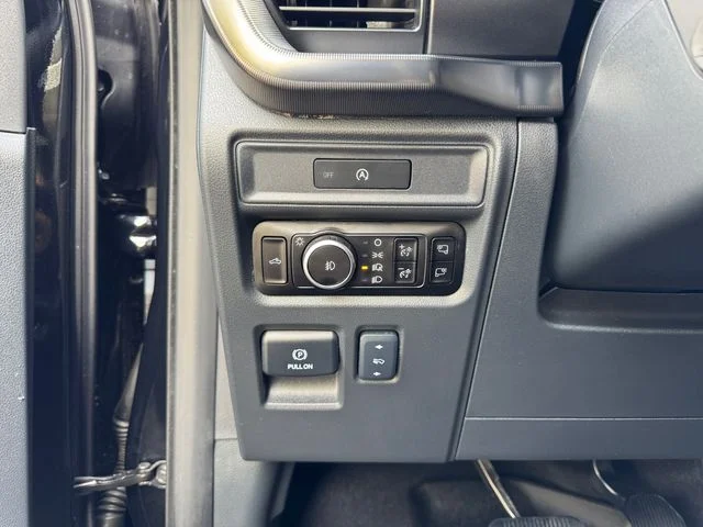 Certified Used 2025 Black Metallic Ford Platinum image 23