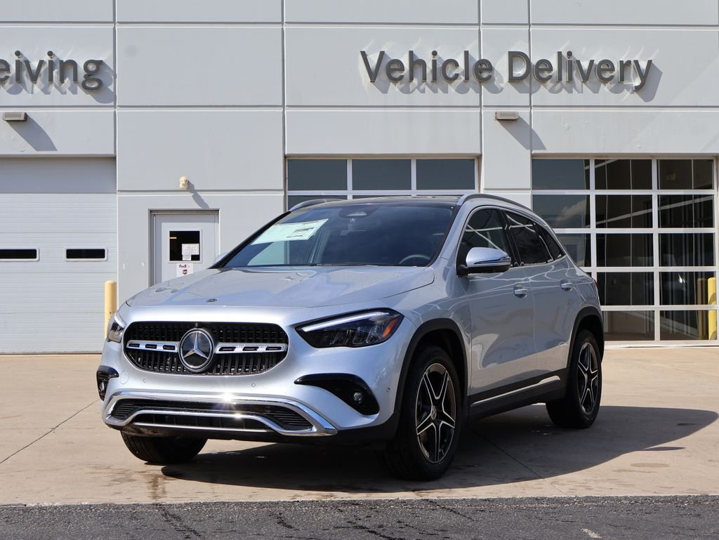 New 2026 Cirrus Silver Metallic Mercedes-Benz GLA 250 image 3
