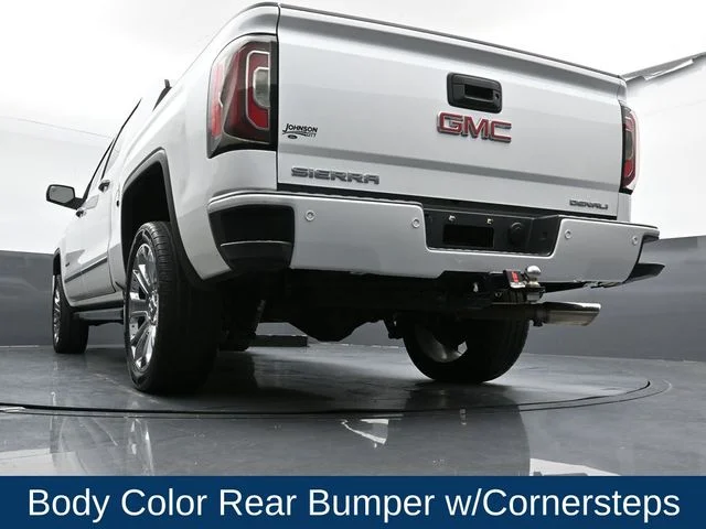Used 2018 White GMC Denali image 29