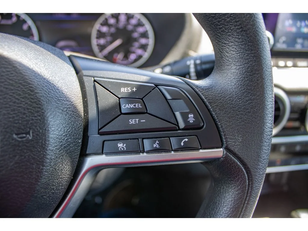 Used 2024 Scarlet Ember Tintcoat Nissan SV image 38