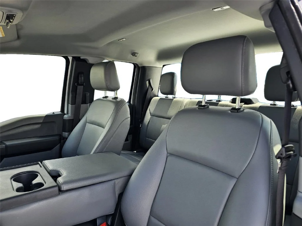 Used 2026 Oxford White Ford XL image 18