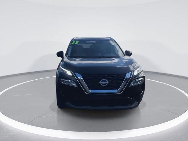 Used 2023 Black Nissan SV image 3