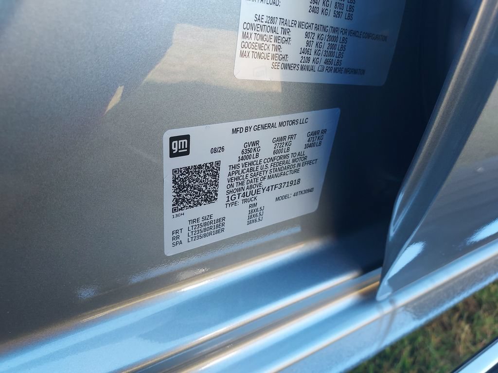 New 2026 Sterling Metallic GMC SLT DRW image 24
