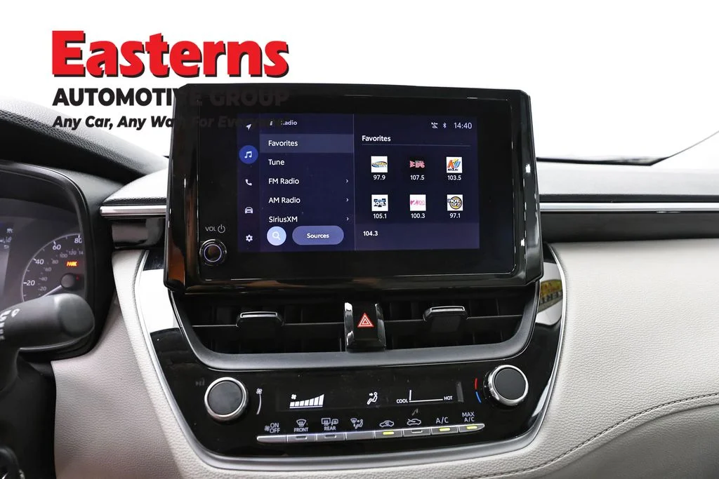 Used 2023 Beige Toyota L image 11