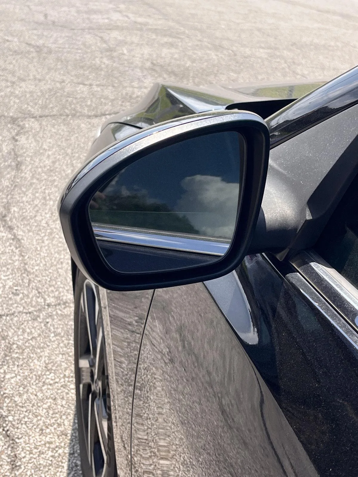 Used 2024 Super Black Nissan SV image 13