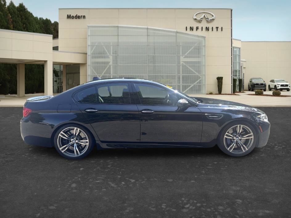 Used 2015 Black Sapphire Metallic BMW Base image 4