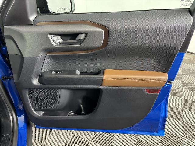 New 2025 Velocity Blue Metallic Ford Outer Banks® image 25