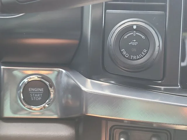 New 2026 Oxford White Ford King Ranch image 30