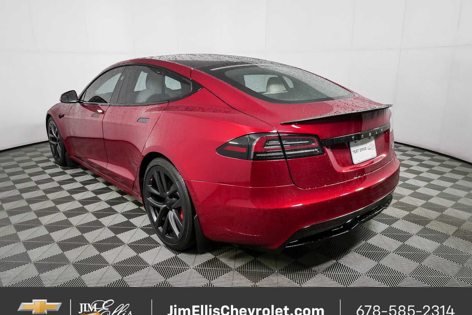 Used 2023 Red Tesla Plaid Tri Motor All-Wheel Drive image 29