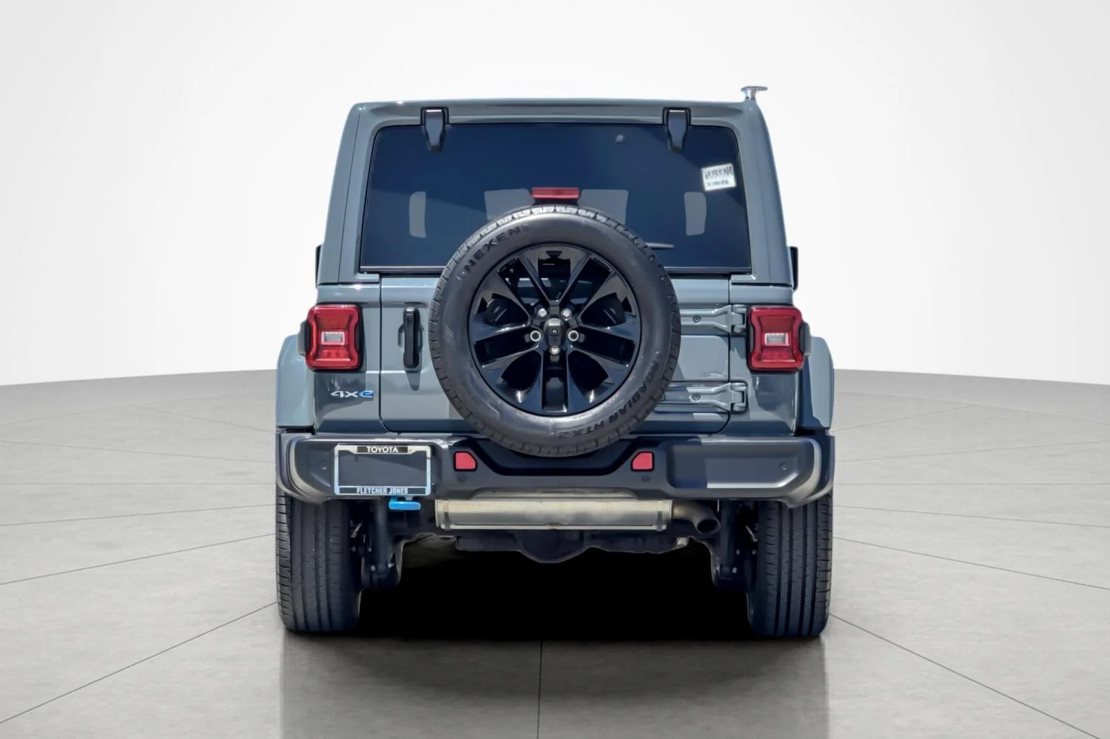 Used 2024 ANVIL CLEAR-COAT Jeep Sahara image 4