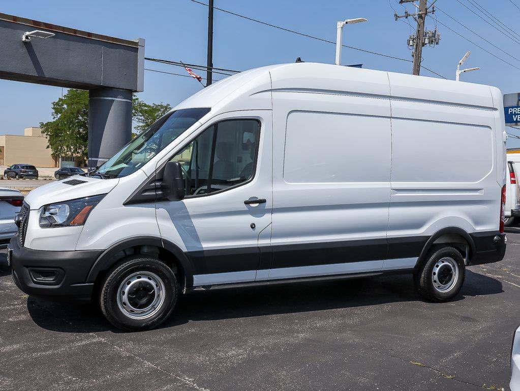 Used 2025 Oxford White Ford Base image 6