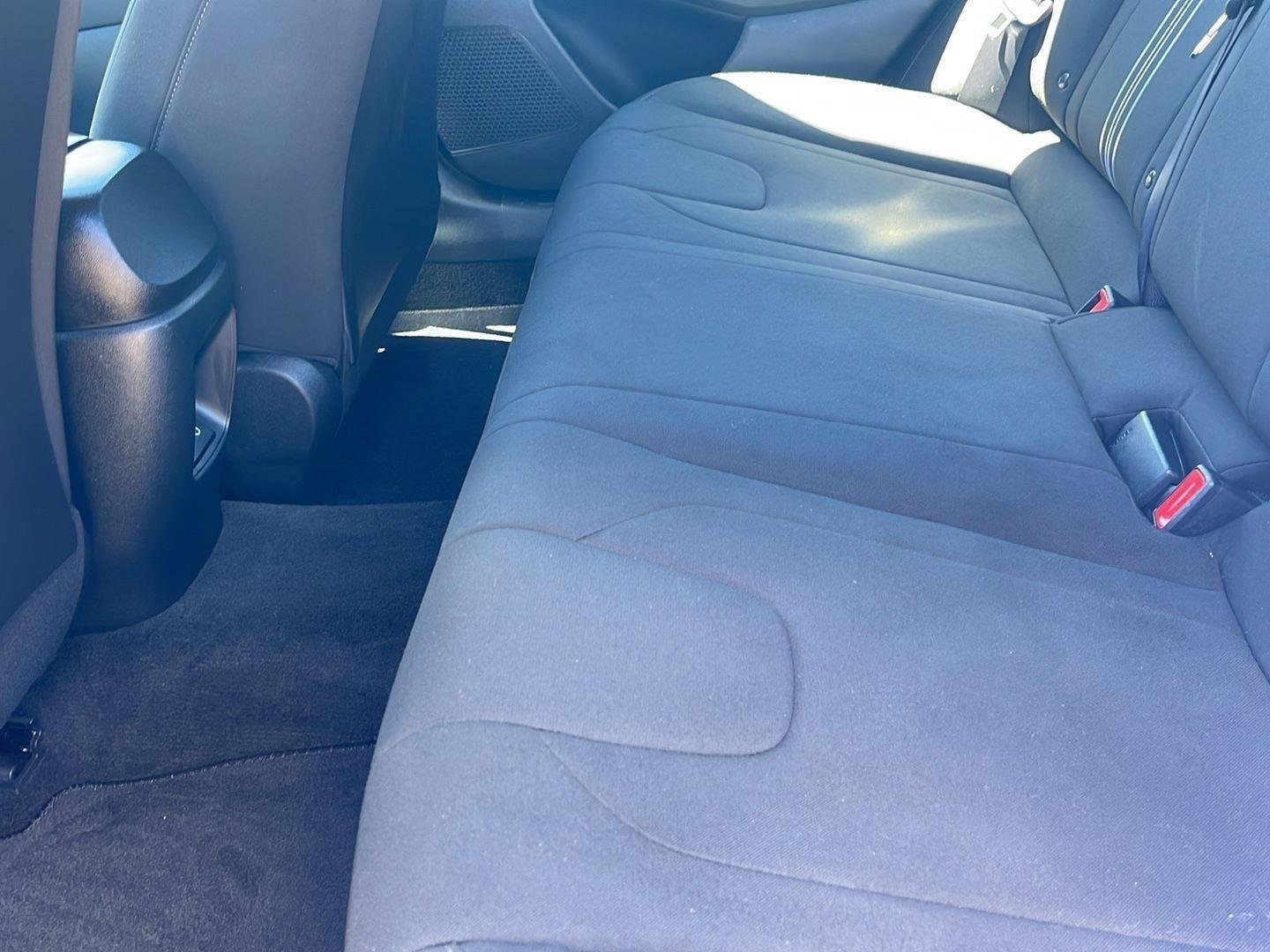 Used 2025 Intense Blue Hyundai SEL Sport image 19