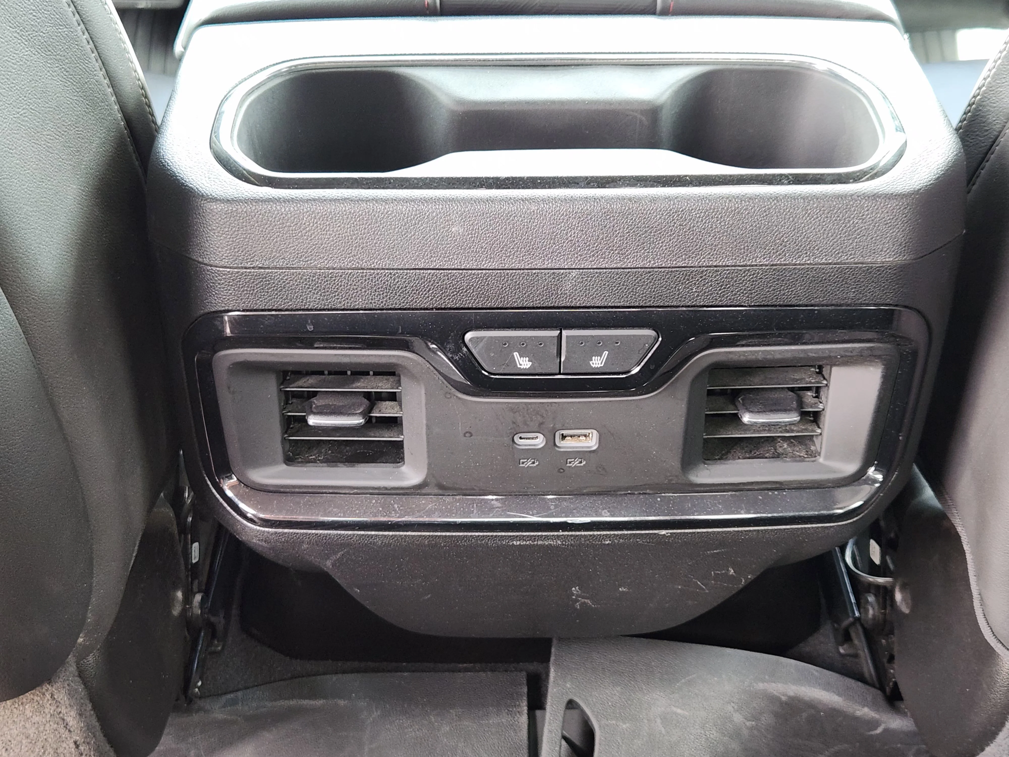 Used 2024 Thunderstorm Gray GMC AT4X AEV EDITION image 32