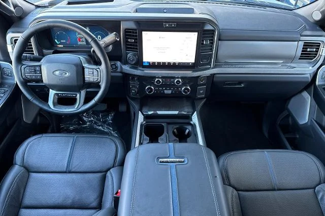 2025 Ford F-250 Super Duty Platinum - Photo 32