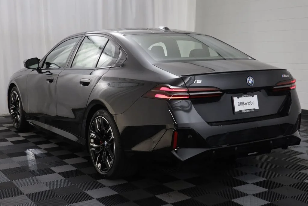 New 2026 Black BMW M60 image 16