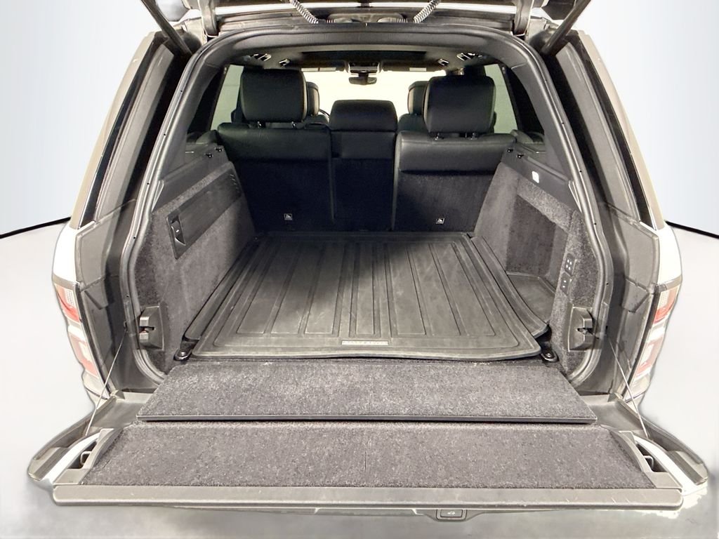 Certified Used 2022 Fuji White Land Rover Westminster image 29