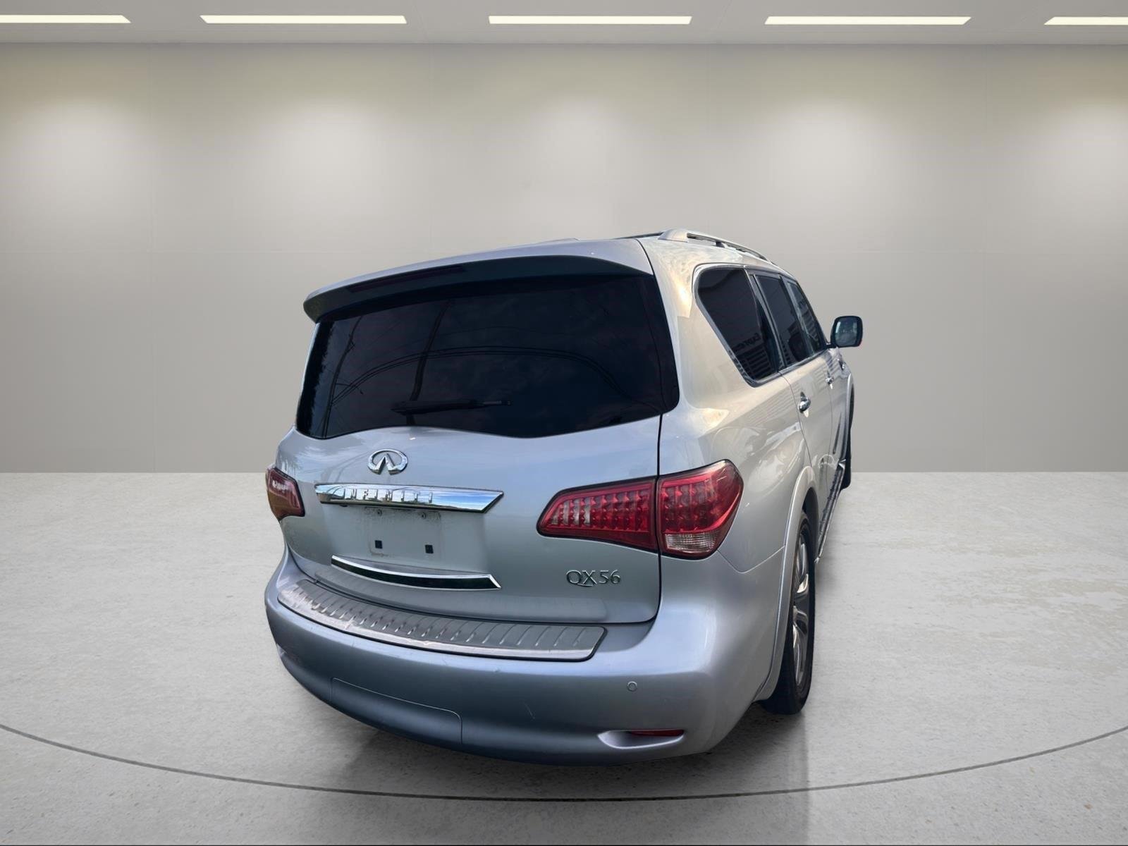 Used 2011 Liquid Platinum INFINITI 8-passenger image 17